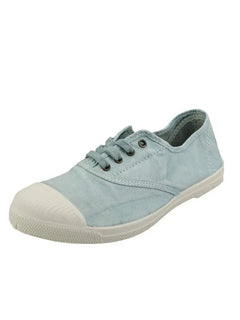 Natural World 102E Women's Canvas Sneakers in Blue, comfortable and versatile footwear for spring and outdoor activities, featuring a lace-up design and flat sole for easy wear.