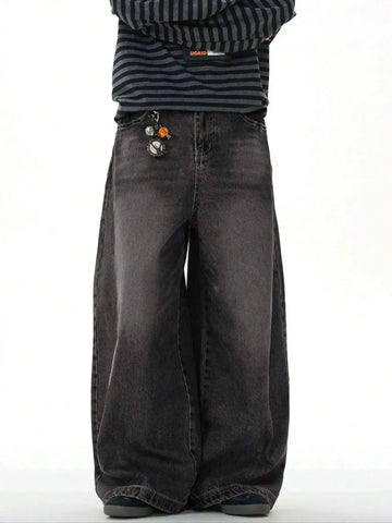 1 Piece Vintage Style Men's American Street Casual Black Jeans Washed Cargo Pants are comfortable and suitable for daily seasona