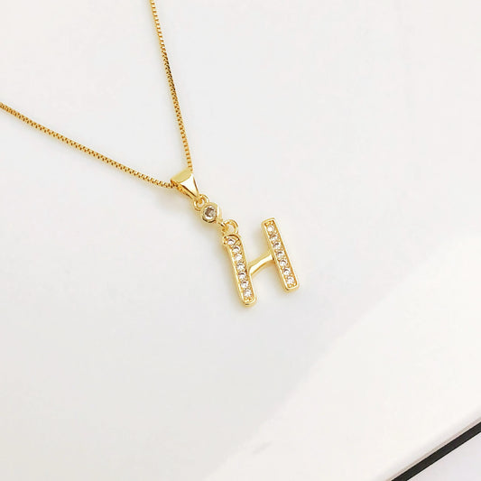 Collana di lusso AZ Collana con ciondolo con lettera iniziale minuscola per donna Placcato in oro CZ Zircone Gioielli delicati di moda