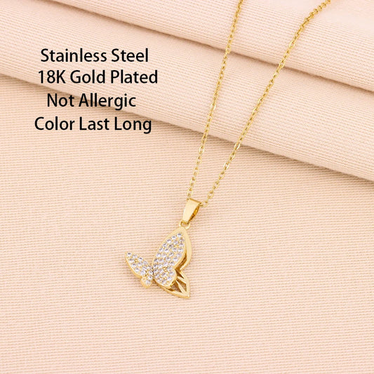 Collana con ciondolo a farfalla di lusso con luce di nuovo temperamento per le donne gioielli da sposa da donna con catena a collo in acciaio inossidabile femminile carino