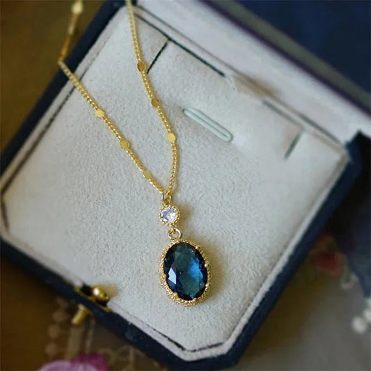 Huitan Collana con ciondolo in pietra blu ovale semplice ed elegante Splendidi accessori da sposa da sposa Regalo Gioielli di moda per le donne