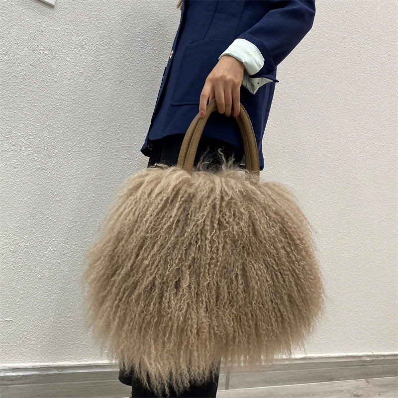 Factory Wholesale New Fashion Design Luxury Real Mongolian Lamb Fur Bag Sheep Fur Shoulder Bag