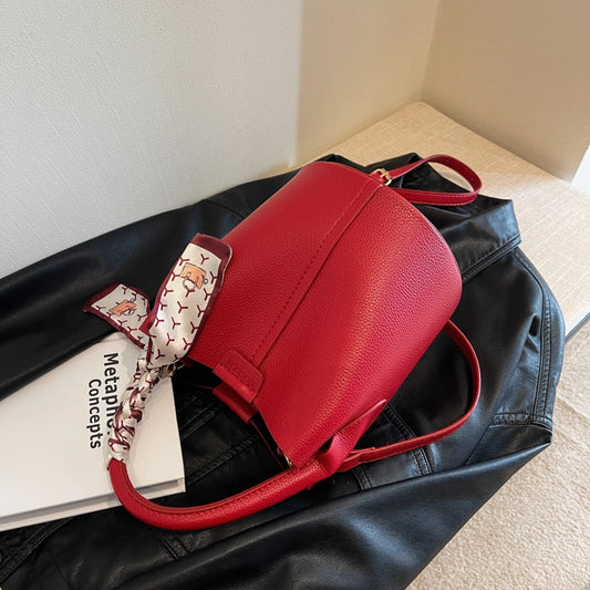 Vendita calda Semplicità Borsa a tracolla da donna di fascia alta Materiale Pu Borsa a secchiello versatile Borsa alla moda Pendolarismo