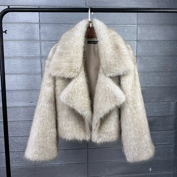 ZADORIN Vintage Lapel Short Faux Fox Fur Coat Woman Elegant Loose Fluffy Faux Fur Jackets for Women Winter Clothes Fur Faux Coat