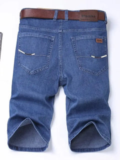 Nuovi pantaloncini di jeans di fascia alta da uomo nella primavera e nell'estate del 2025, pantaloncini di jeans casual da lavoro di marca larghi e versatili