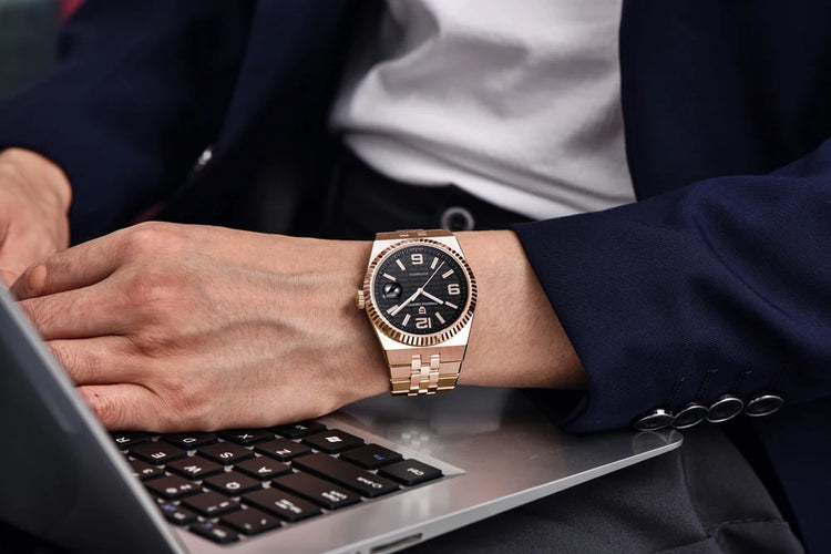 Nuovo Orologio da Uomo PAGANI DESIGN 2026, Orologio Automatico di Lusso, Meccanico, con Vetro Zaffiro AR, Luminoso, Durevole, in Acciaio Inossidabile
