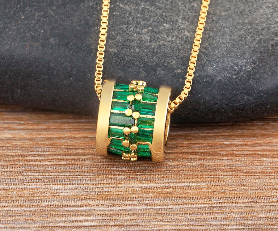 AIBEF Daily Wear collana con ciondolo rotondo con cerchio di strass temperamento alla moda gioielli semplici e versatili regalo di accessori di lusso