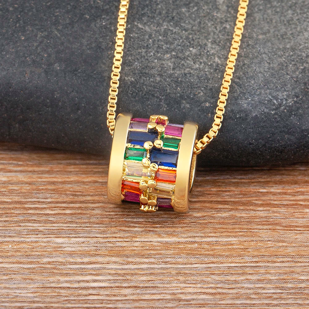 AIBEF Daily Wear collana con ciondolo rotondo con cerchio di strass temperamento alla moda gioielli semplici e versatili regalo di accessori di lusso