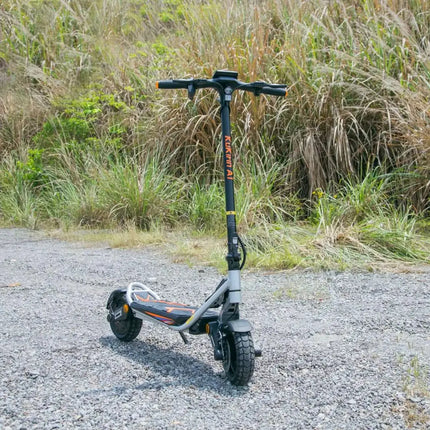 Monopattino elettrico pieghevole per adulti Kukirin A1, motore da 800W, batteria 48V13Ah, pneumatici da 10 pollici.