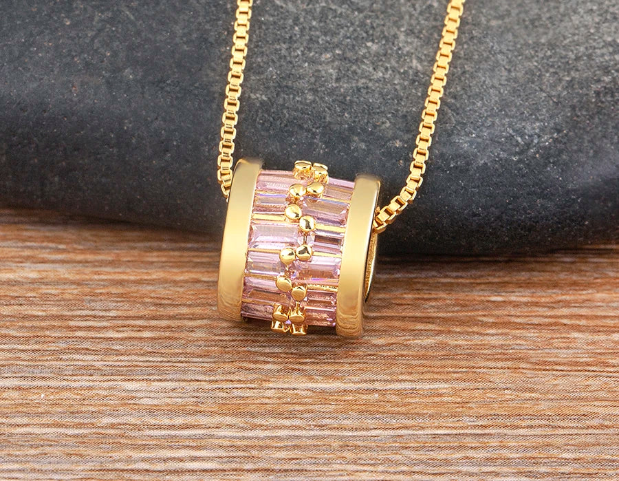 AIBEF Daily Wear collana con ciondolo rotondo con cerchio di strass temperamento alla moda gioielli semplici e versatili regalo di accessori di lusso