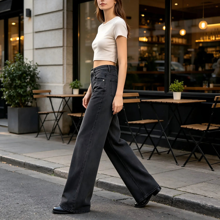 Women's High-Waisted Wide-Leg Jeans, Vintage Faded Dark Wash, Casual Streetwear Style, Elegant Modern Retro Style Pants, Flowy Cut That Elongates the Legs and Enhances the Silhouette, Comfortable Fit, Ideal for Outings Fx1338
