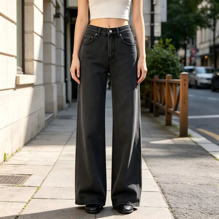 Women's High-Waisted Wide-Leg Jeans, Vintage Faded Dark Wash, Casual Streetwear Style, Elegant Modern Retro Style Pants, Flowy Cut That Elongates the Legs and Enhances the Silhouette, Comfortable Fit, Ideal for Outings Fx1338