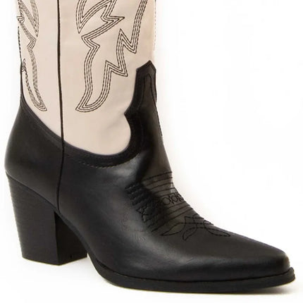 Heeled boot for women. Montevita cowgirl 96629