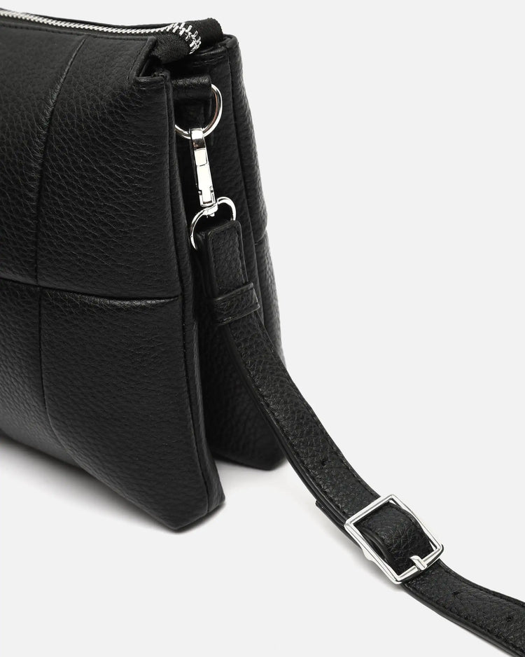 Borsa a tracolla ED imbottita Misako Kituti. Borse da donna