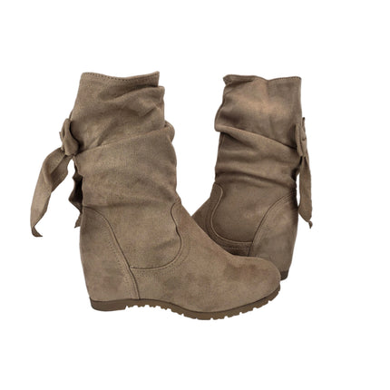 Pasarela concept women's hidden interior wedge ankle boots khaki color suede boot wrinkled shaft back bow side zipper fashion casual comfort