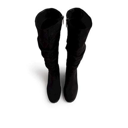 Women's boot brand mustang model 56246 color thyla black
