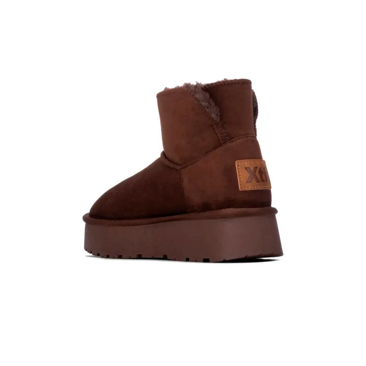 Women's flat ankle boots xti 142197 brown