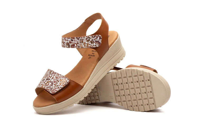 Women's wedge sandals with velcro made in spain model e647 sizes 36 to 41 high style PlatiNum