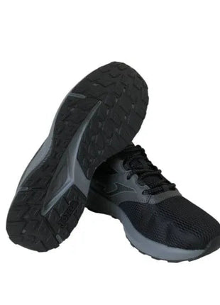 Joma Meta Men Black: Men's running shoes with exceptional comfort, breathable mesh design, and a versatile black color perfect for daily wear. PlatiNum