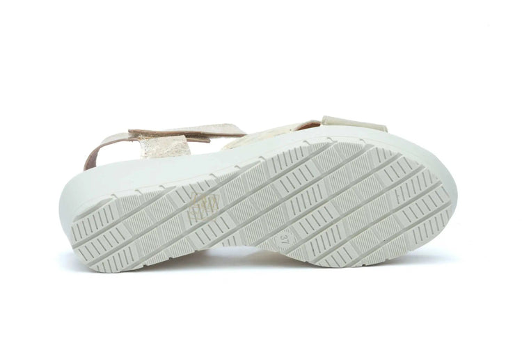 Women's wedge sandals with velcro and metallic detail made in spain model 3136 sizes 36 to 41 jam PlatiNum