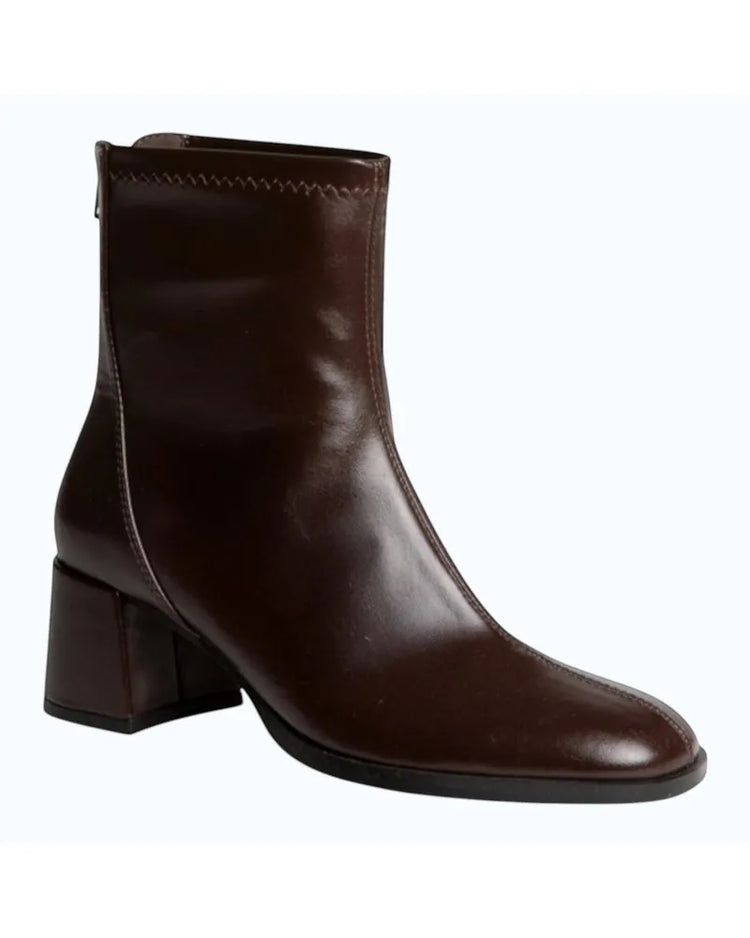 Corina retro ankle boot with zipper heel 11822
