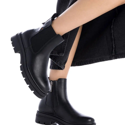 Women's boot brand refresh model 171979 color black