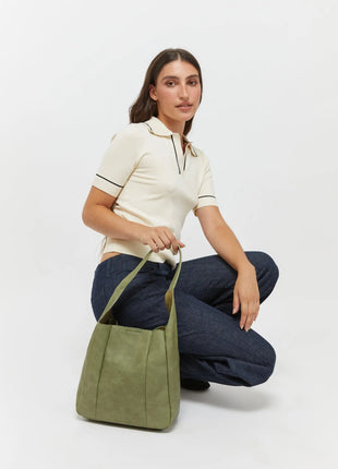 Borsa hobo media Misako Giselina con beauty case interno rimovibile - Borse da donna