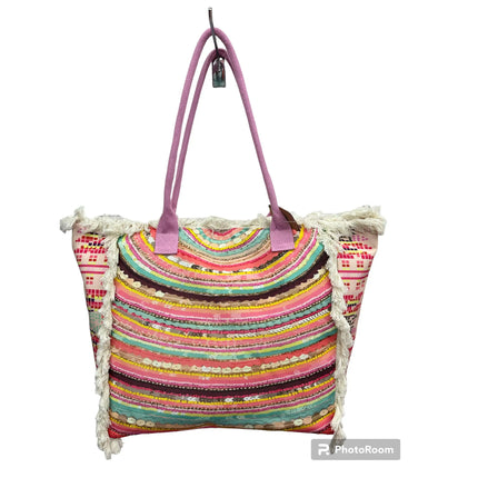 MIGLIORATA Borsa grande da spiaggia o piscina con stampe originali e frange di nappine in cotone bianco, dimensioni 55*37*19 cm. Dotata di tasche interne e fodera. Tessuto 100% poliestere.