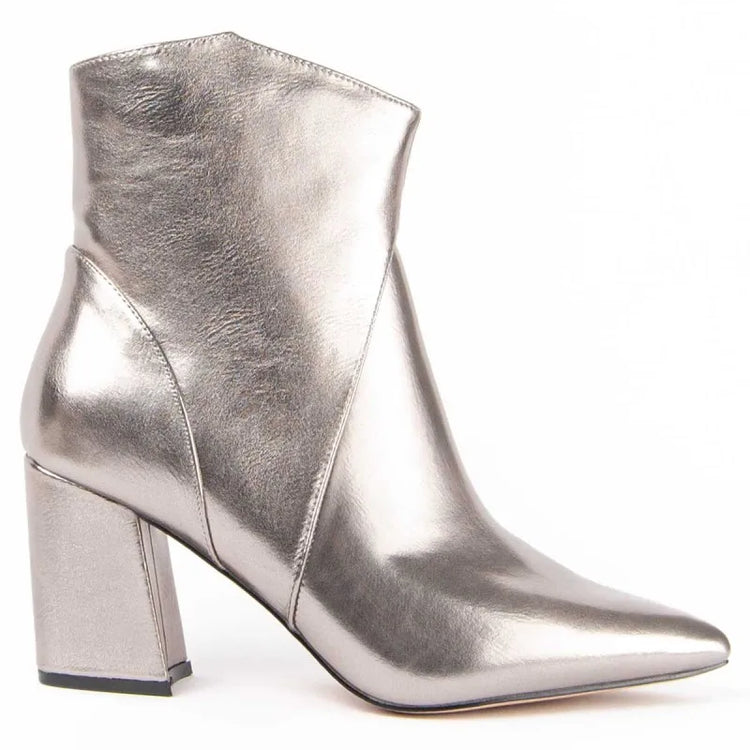 Heeled ankle boot for women. Montevita cacera3 100952