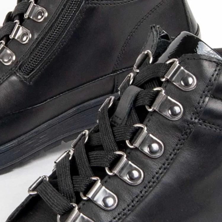 Casual leather ankle boot for women. Butterfly bottilina2 99465