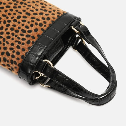 Borsa a mano Samira con stampa animalier piccola e tracolla ED rimovibile. Tasca per il denaro Misako