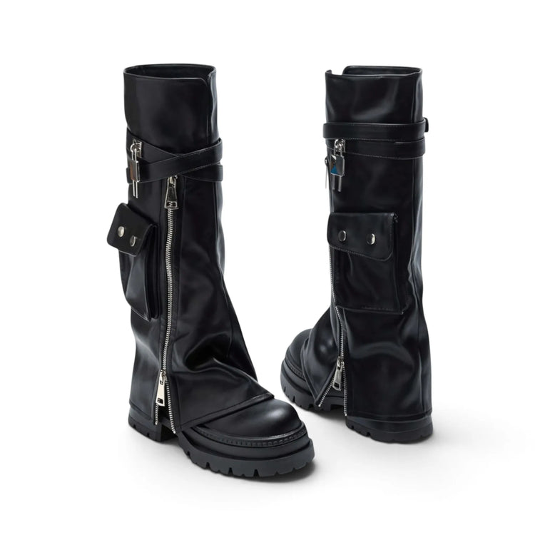 High black boots with side zipper and platform, side pocket, interior lining, autumn winter fashion trend, comfortable and light, ideal