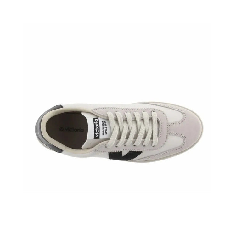 Victoria Berlin Sneakers for Women in Black - Comfortable, Lace-up, Flat Footwear with a Non-slip Sole, Ideal for Spring and Outdoor Activities PlatiNum