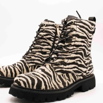 Carmela ankle boot 162665-02 zebra for women