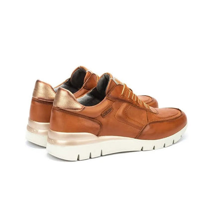 Sneakers PIKOLINOS W4R-6731 Brown for Women, comfortable leatherette shoes with a flat platform sole, ideal for outdoor and casual wear. PlatiNum