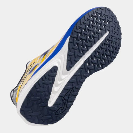 Joma Super Cross 2402 White Training Shoes designed for cross training, featuring a breathable upper, advanced traction sole, and balanced cushioning for optimal performance. Perfect running shoes for intense workouts. PlatiNum