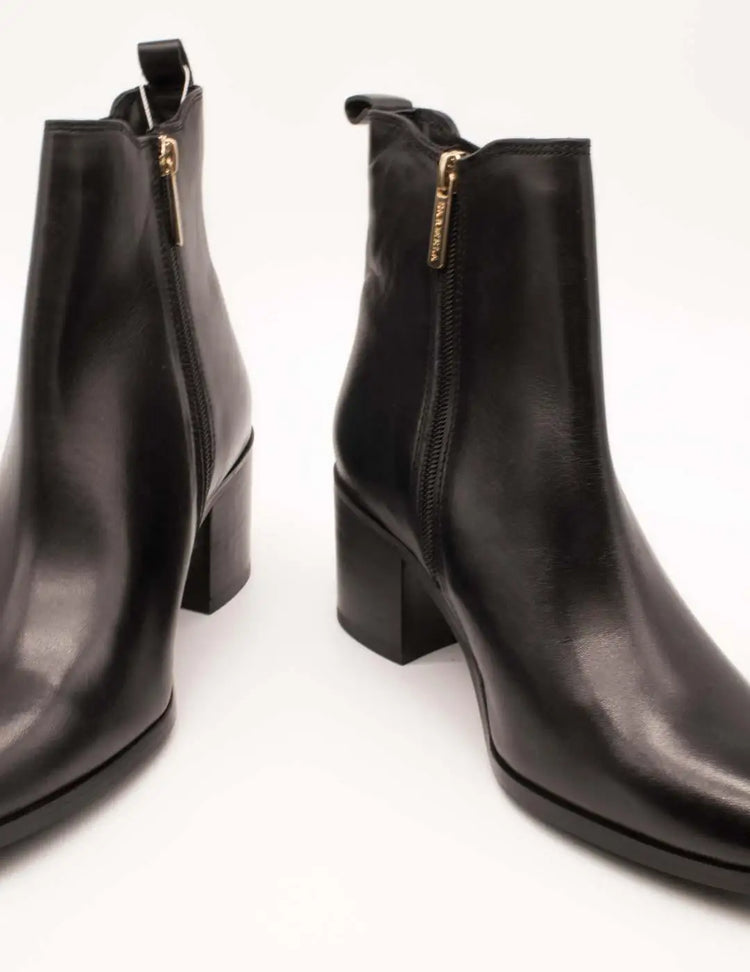 Carmela ankle boot 162715-02 black for women