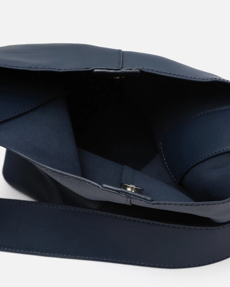 Borsa a tracolla Yovania con manico ED regolabile. Borse da donna Misako