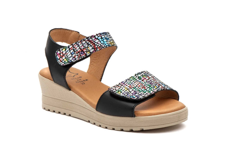 Women's wedge sandals with velcro made in spain model e647 sizes 36 to 41 high style PlatiNum