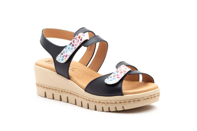 Women's wedge sandals with velcro made in spain model e459 sizes 36 to 41 high style PlatiNum