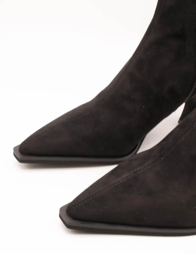 Alma en pena ankle boot i260353 siena black for women