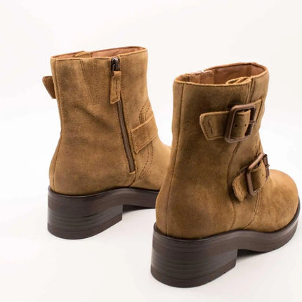 Clarks boot 26178892   Rebelle buckle walnut suede for women
