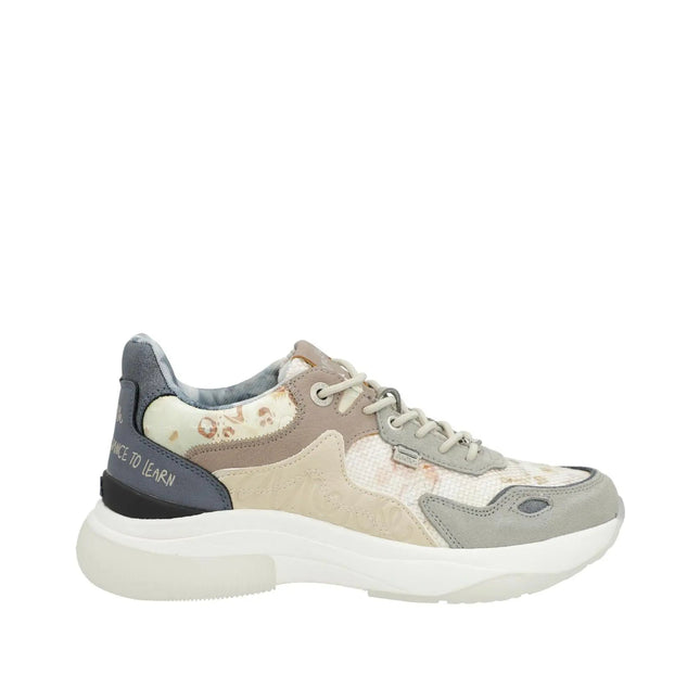 Anekke Memories women's sneakers in multicolor with lace closure, featuring a comfortable removable insole and ergonomic bicolor sole, perfect for daily wear. Ideal shoes for women, combining style and comfort. PlatiNum