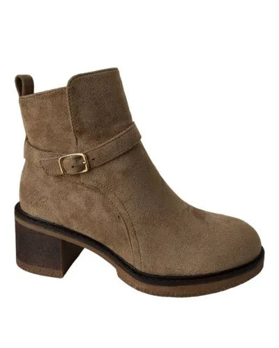 Popcorn country heel buckle ankle boot 13933 - elegance and comfort