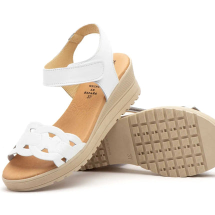 White wedge sandals for women with velcro closure made in spain model e648 sizes 36 to 41 high style PlatiNum