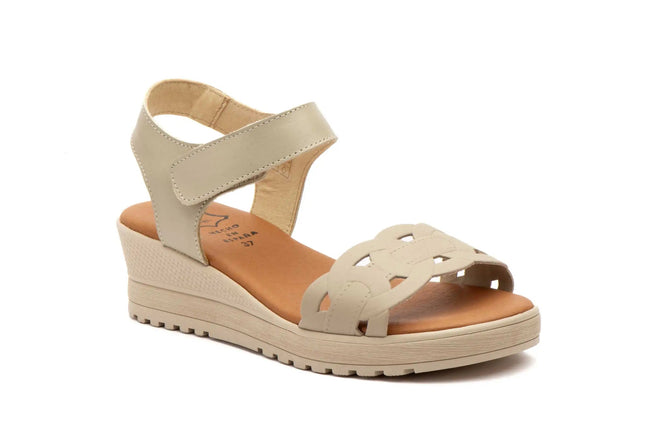 White wedge sandals for women with velcro closure made in spain model e648 sizes 36 to 41 high style PlatiNum