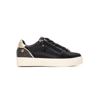 Sneakers Xti 144371 Women's Black Shoes, comfortable lace-up sneakers with a flat platform sole, ideal for casual and outdoor wear, featuring a versatile design for women.