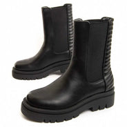 Platform ankle boot for women. Montevita marinne4 96526