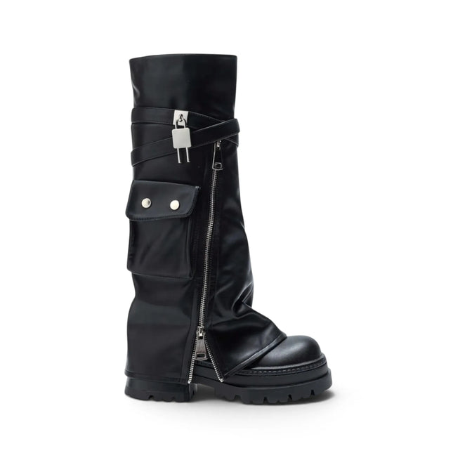 High black boots with side zipper and platform, side pocket, interior lining, autumn winter fashion trend, comfortable and light, ideal