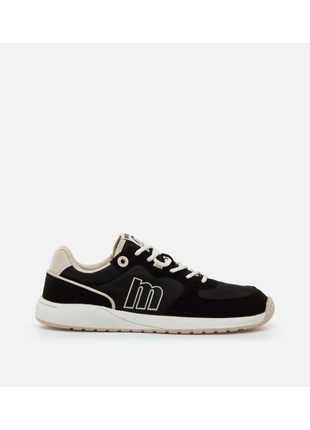 Barefoot sneaker for women Mustang Free black, comfortable and stylish, features a flexible sole and wide fit, ideal for daily wear and transitioning to barefoot shoes. Perfect for casual looks and any occasion. PlatiNum